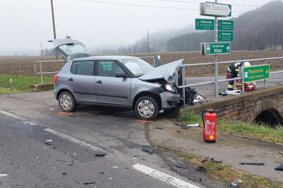 Verkehrsunfall auf der B 73 (Einsatz im Einsatz)